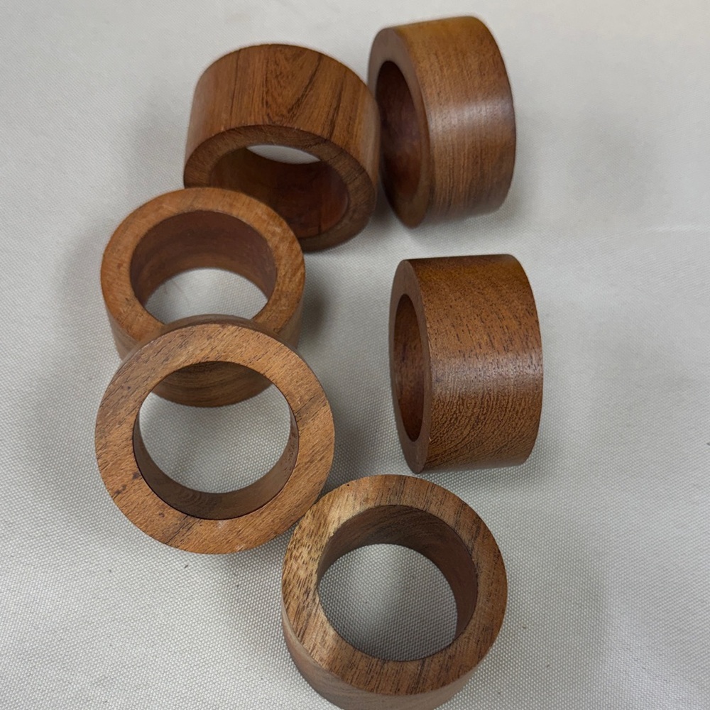 Wooden Napkin Rings Set - Warm Walnut Tone - 6 piece set all new handmade - Picture 1 of 4